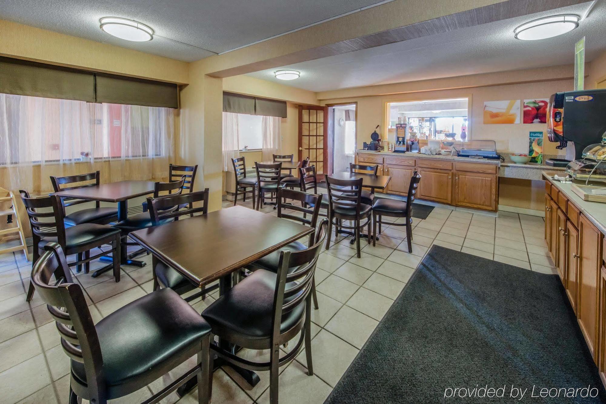 Quality Inn Barkeyville Exterior foto